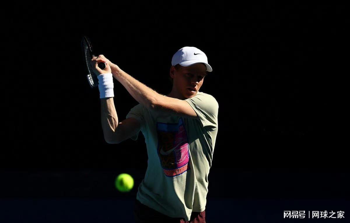 星空体育app-如今意气风发的辛纳回首去年的至暗时刻:这让我变得更加坚强