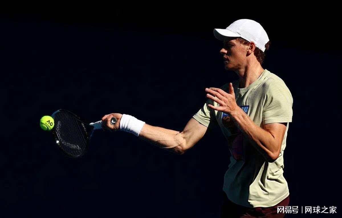 星空体育app-如今意气风发的辛纳回首去年的至暗时刻:这让我变得更加坚强