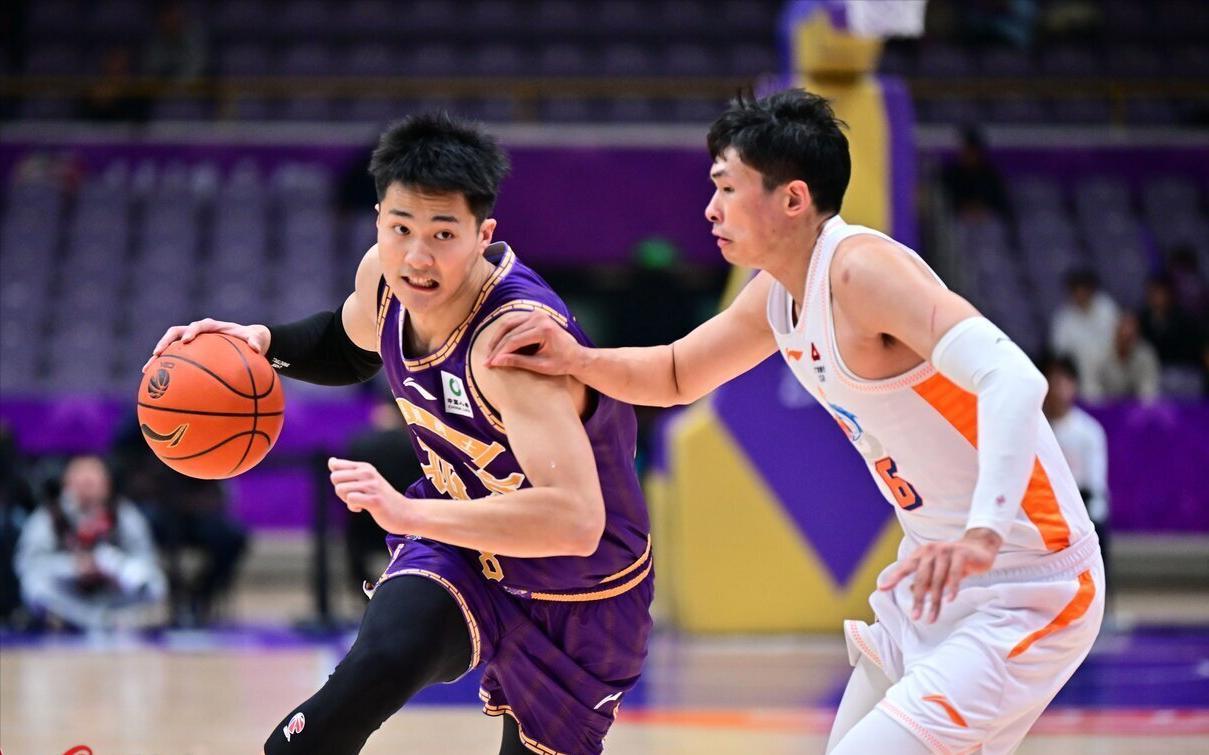 星空体育官网-CBA前16轮排名!广东两连败,北京落到第5,辽宁输球被宁波追上