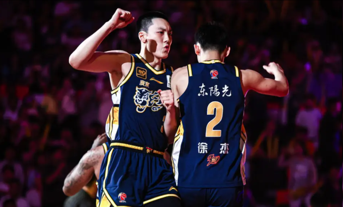 星空体育官网-3号状态回暖,2号又迷失了!8中2+4失误,被四川19岁菜鸟打爆了