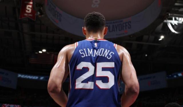 星空体育官网-【早报】上任鹅城？哈维亮相诺坎普！纽卡锁定埃迪·豪