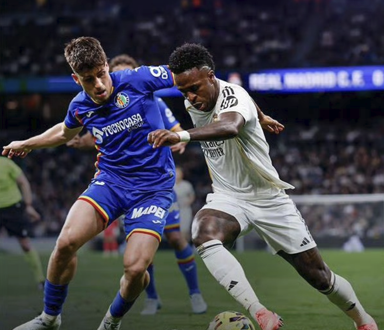 星空体育下载-皇马0-1爆冷，看清阿根廷5000万前锋：26场3球！吃牌数比进球还多