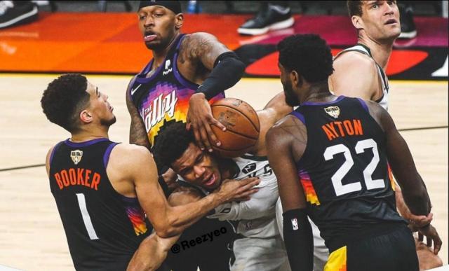 星空体育下载-忘记三分和中投！字母哥提醒你制霸篮下永不过时