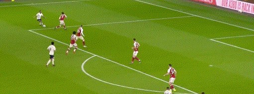 星空体育官网-【英超】斯特林闪击 曼城客场1比0擒阿森纳夺18连胜